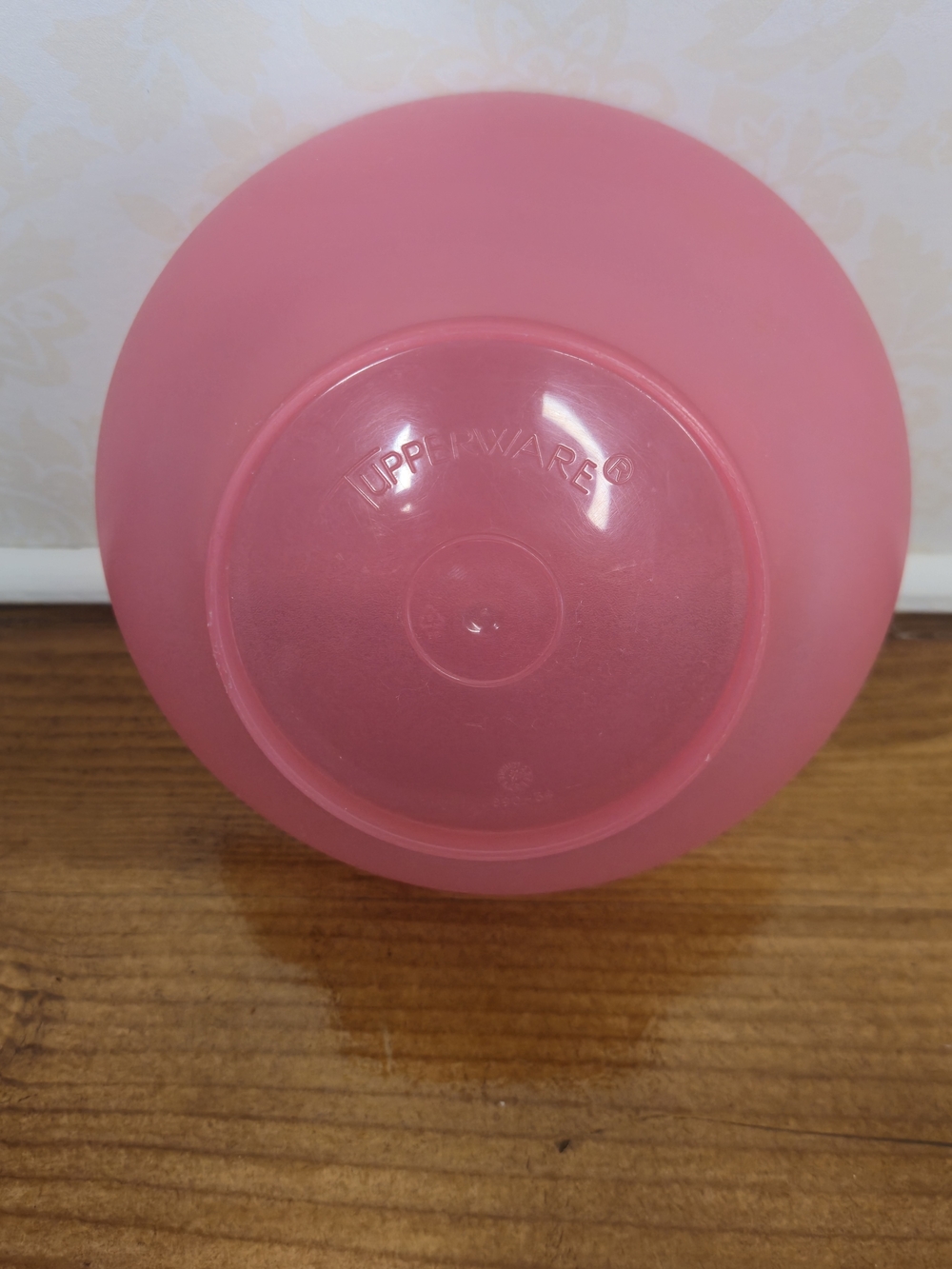 Tupperware  Pink